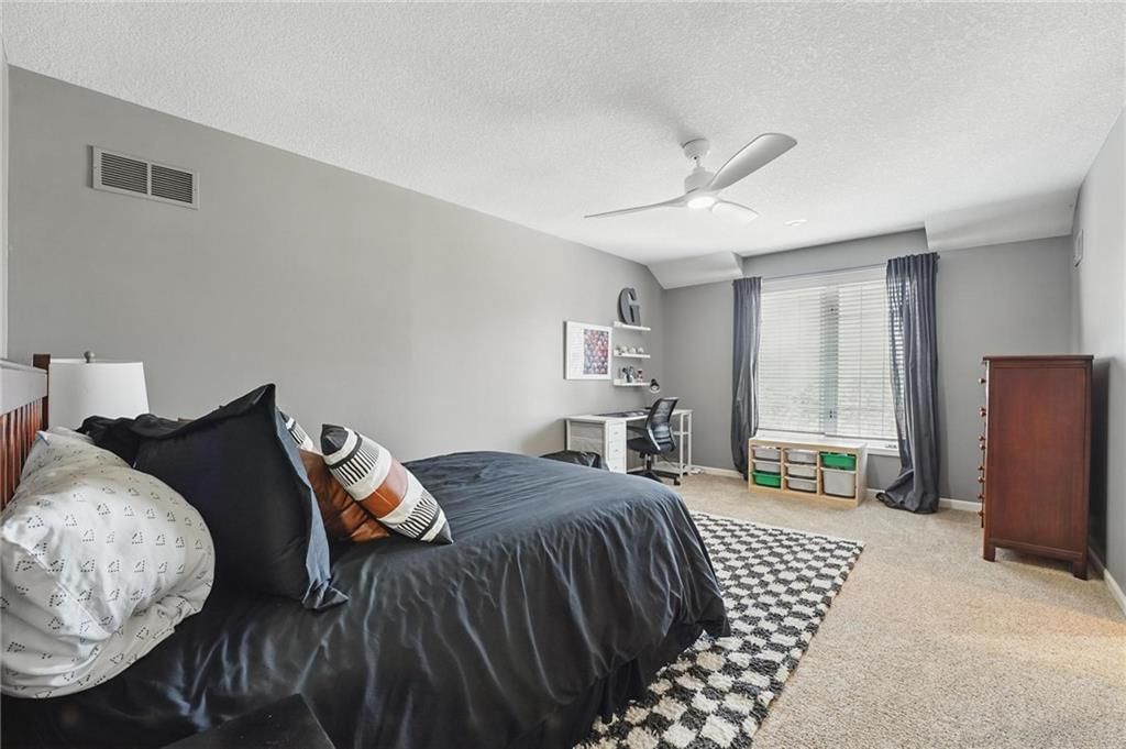 5323 NW 60th Street — photo 34