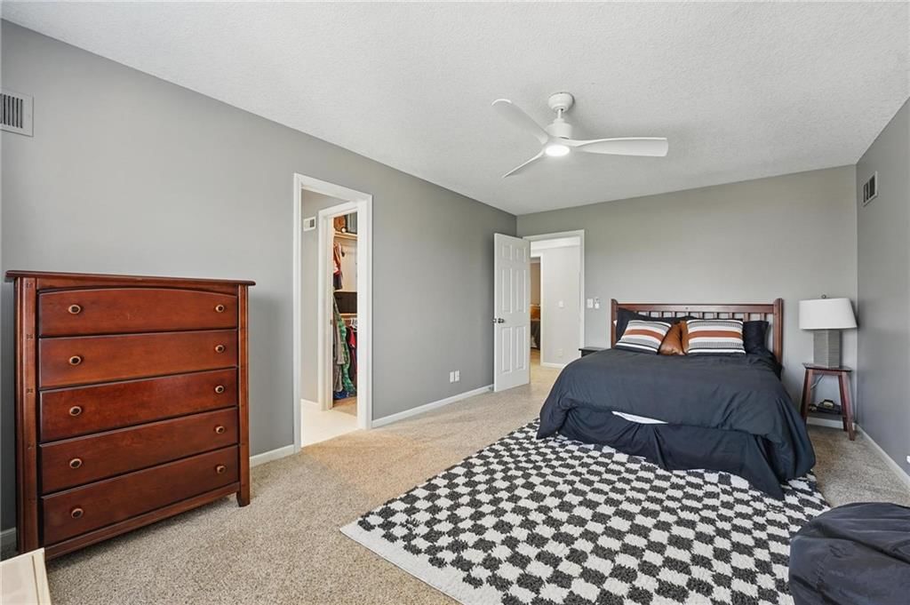 5323 NW 60th Street — photo 35