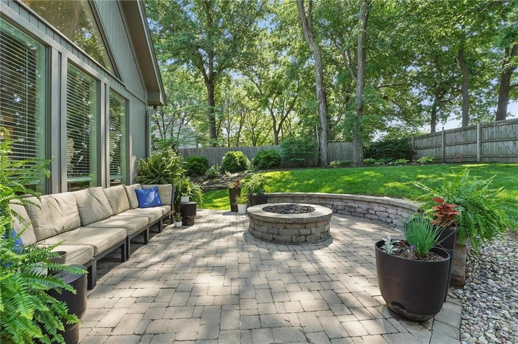 5323 NW 60th Street — photo 54