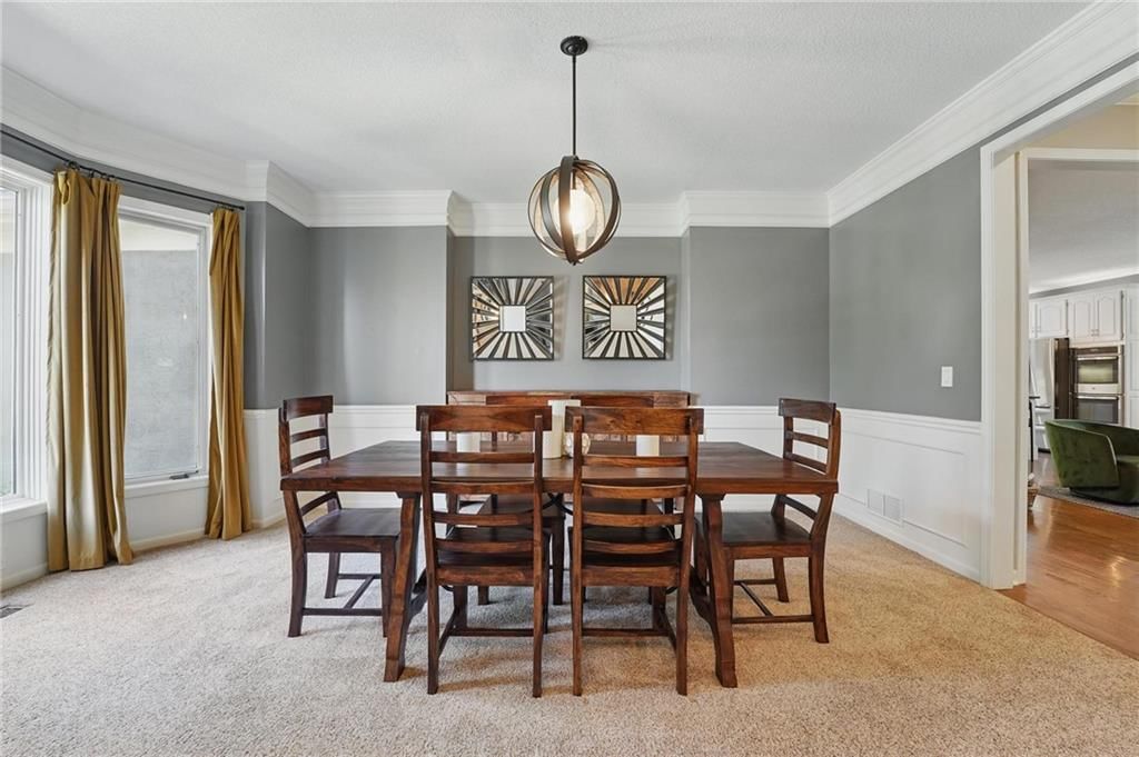 5323 NW 60th Street — photo 8