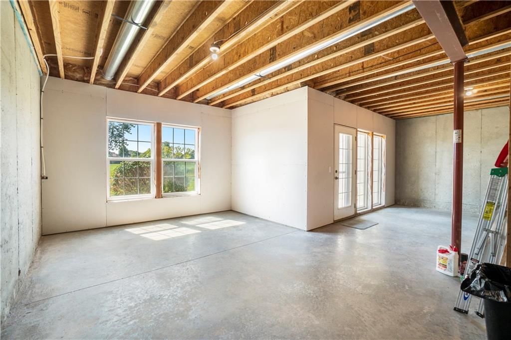 2219 NE 107th Terrace — photo 32