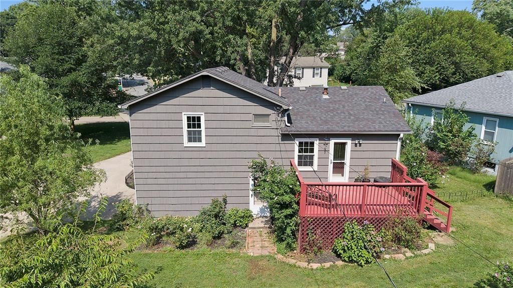 8819 Grandview Street — photo 25