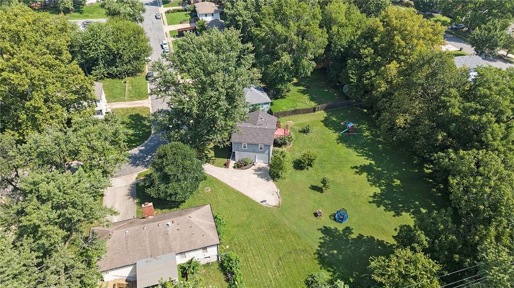 8819 Grandview Street — photo 30