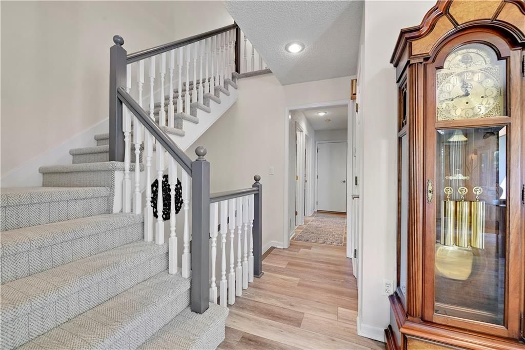 12656 Barkley Street — photo 5