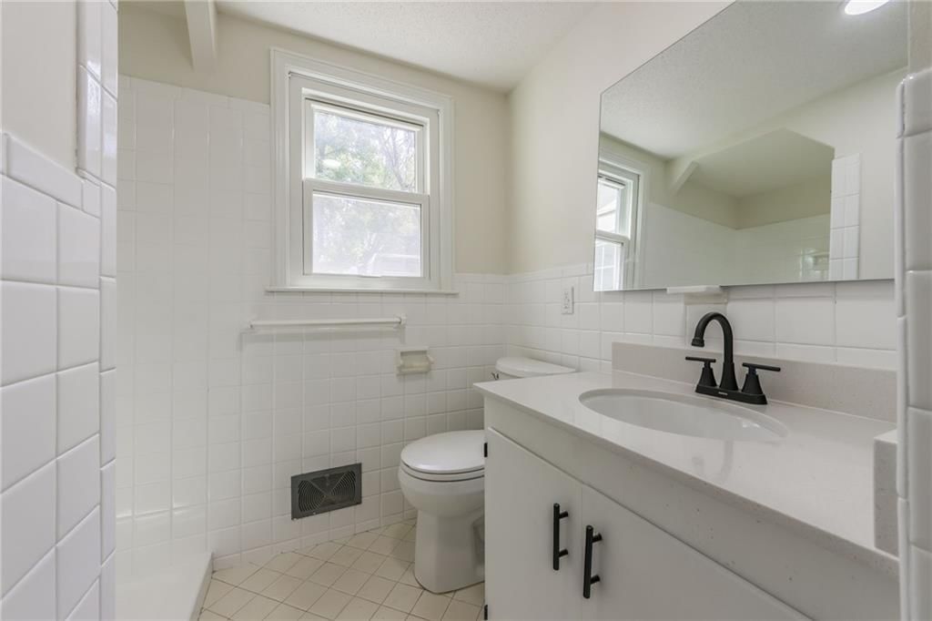 3603 S Hedges Avenue — photo 21