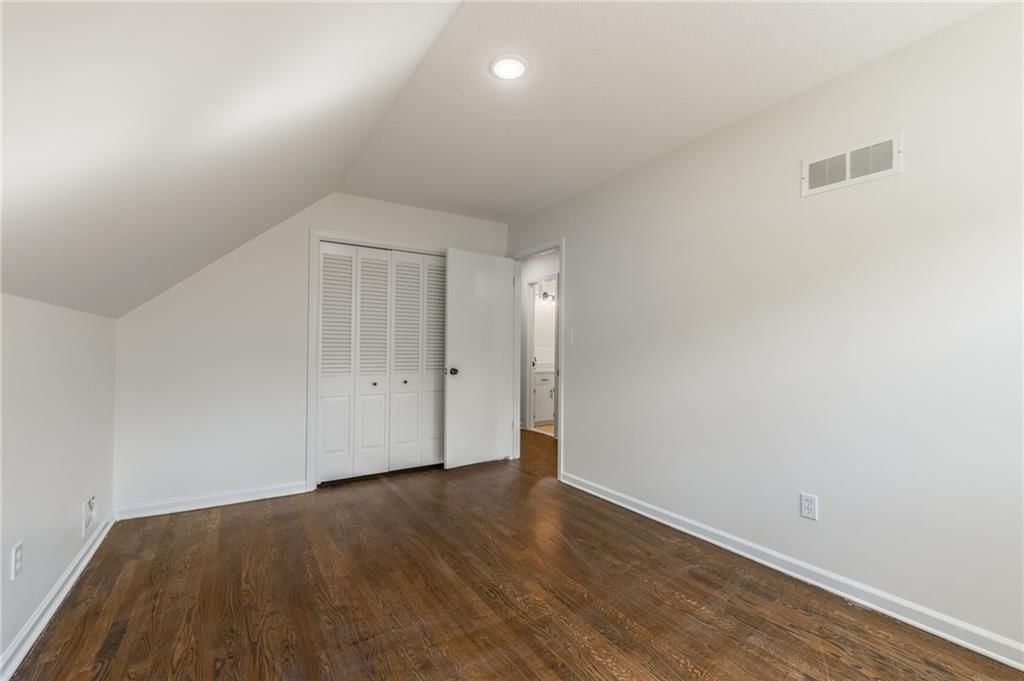 3603 S Hedges Avenue — photo 25