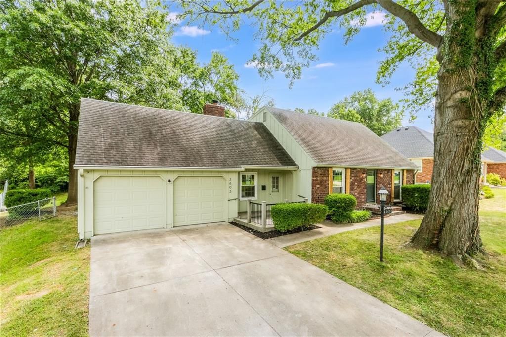 3603 S Hedges Avenue — photo 39