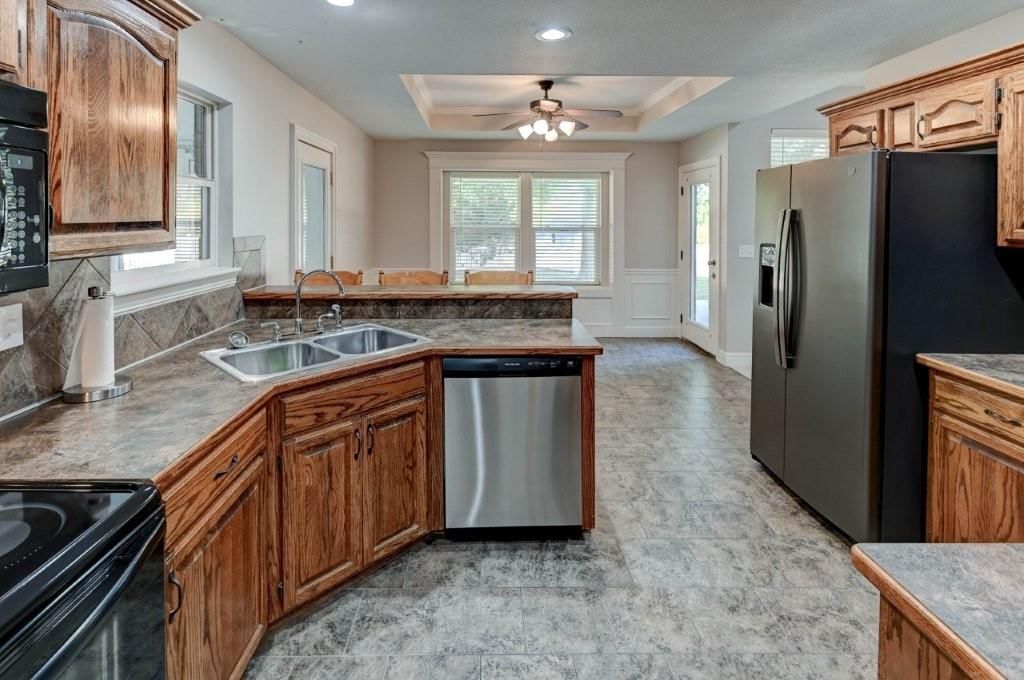 1701 Willow Drive — photo 34