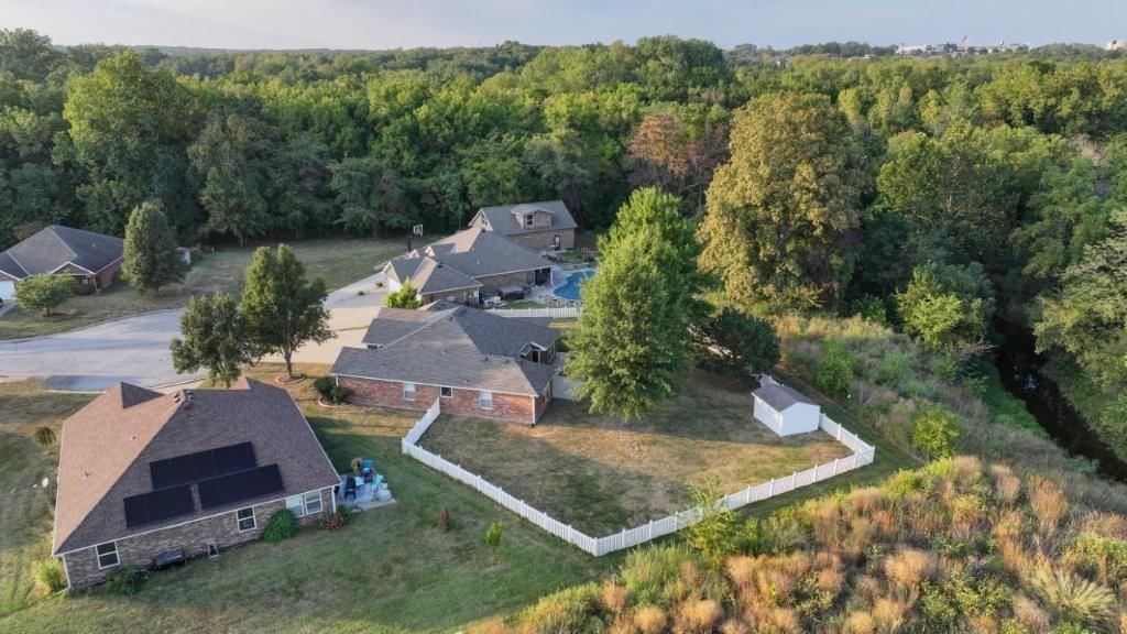 1701 Willow Drive — photo 47