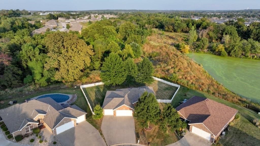 1701 Willow Drive — photo 48
