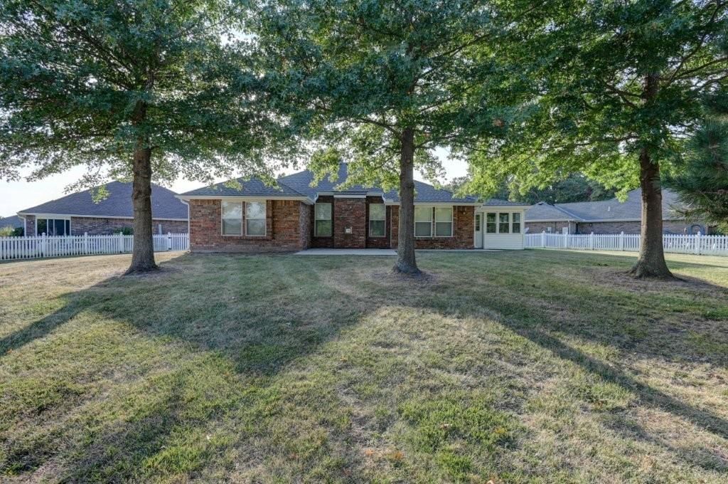 1701 Willow Drive — photo 7