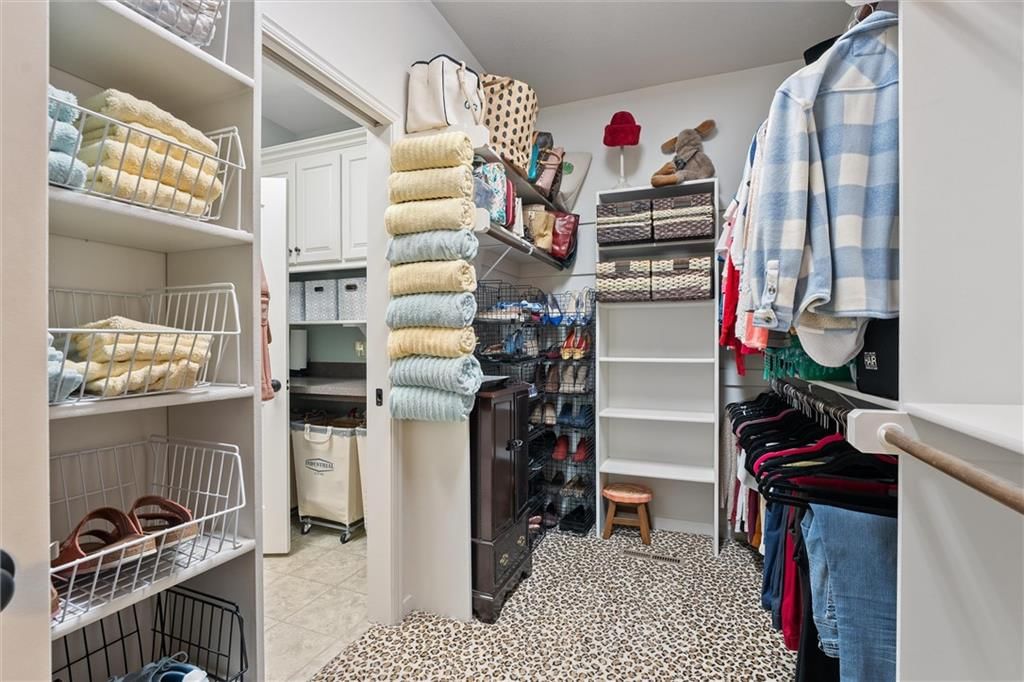 2314 W Hazelwood Street — photo 22