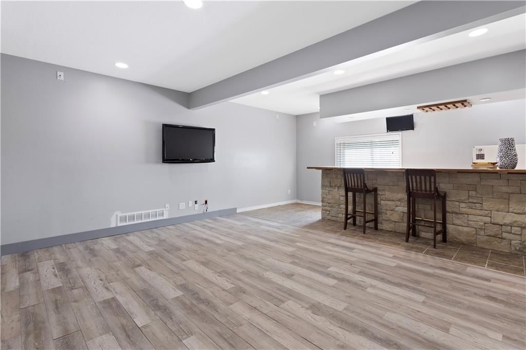 407 Signal Ridge Drive — photo 15