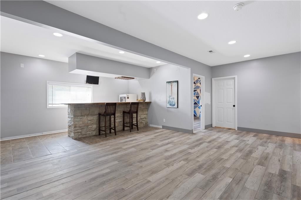 407 Signal Ridge Drive — photo 16