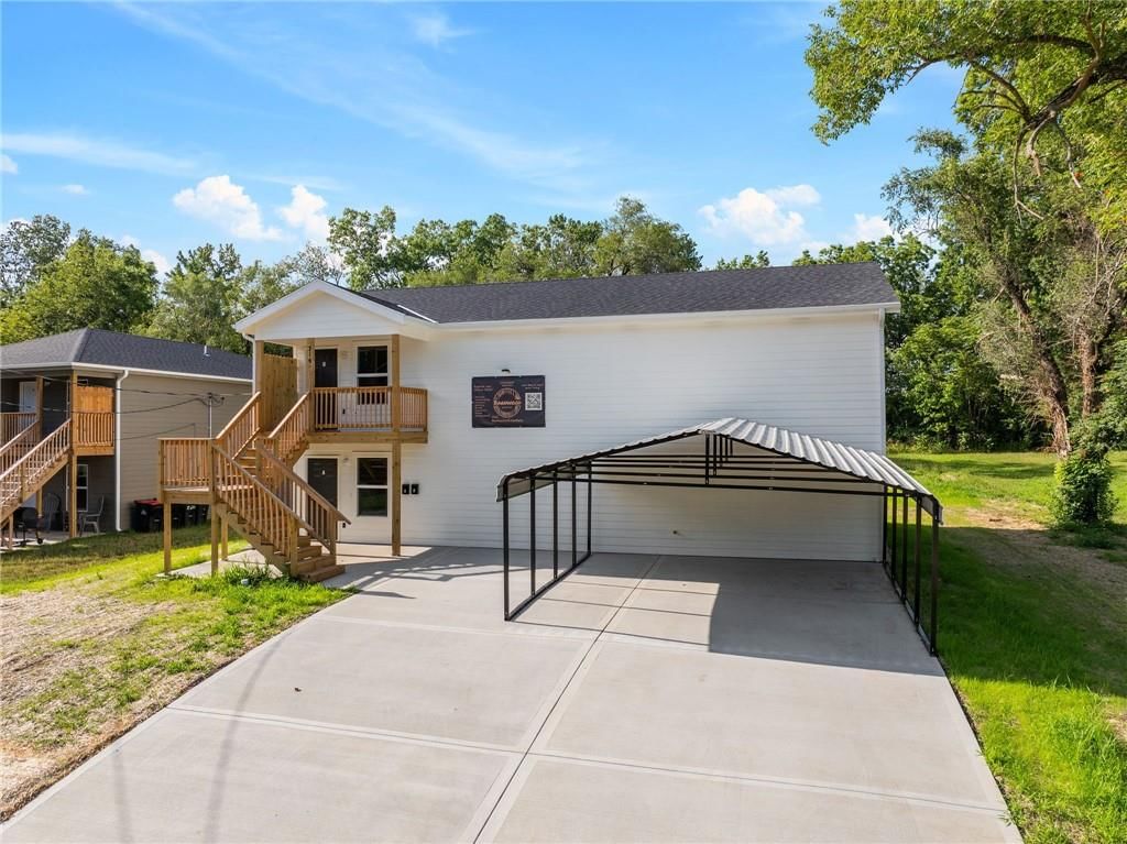 719 E Culton Street — photo 2