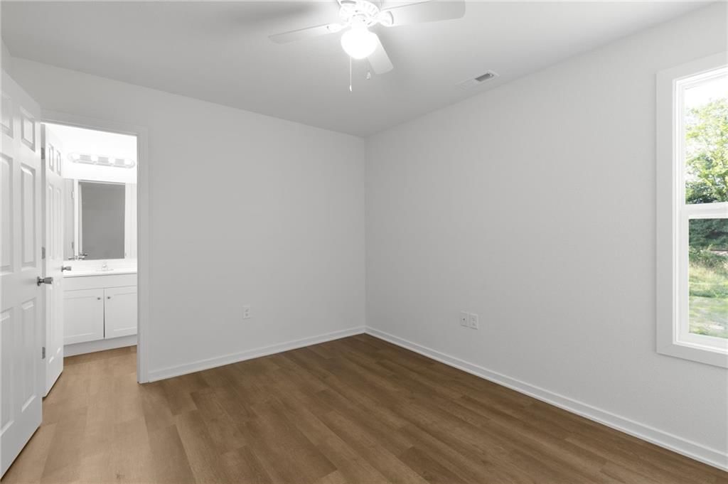 719 E Culton Street — photo 19