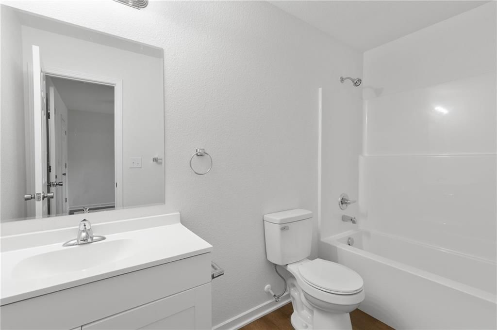 719 E Culton Street — photo 21