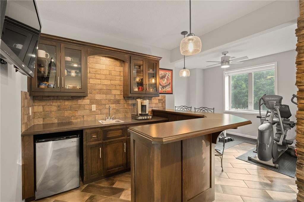9844 Hollis Lane — photo 33