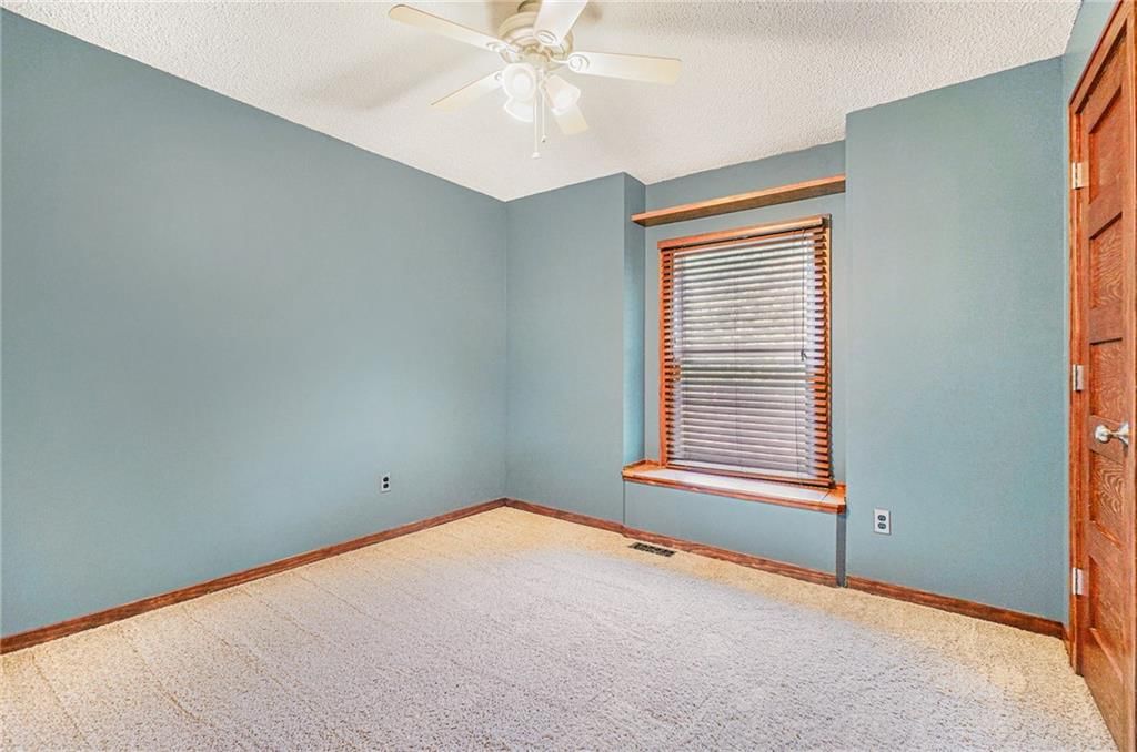1319 NE Depot Drive — photo 11