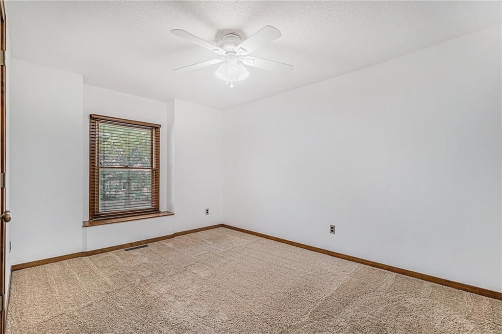 1319 NE Depot Drive — photo 12