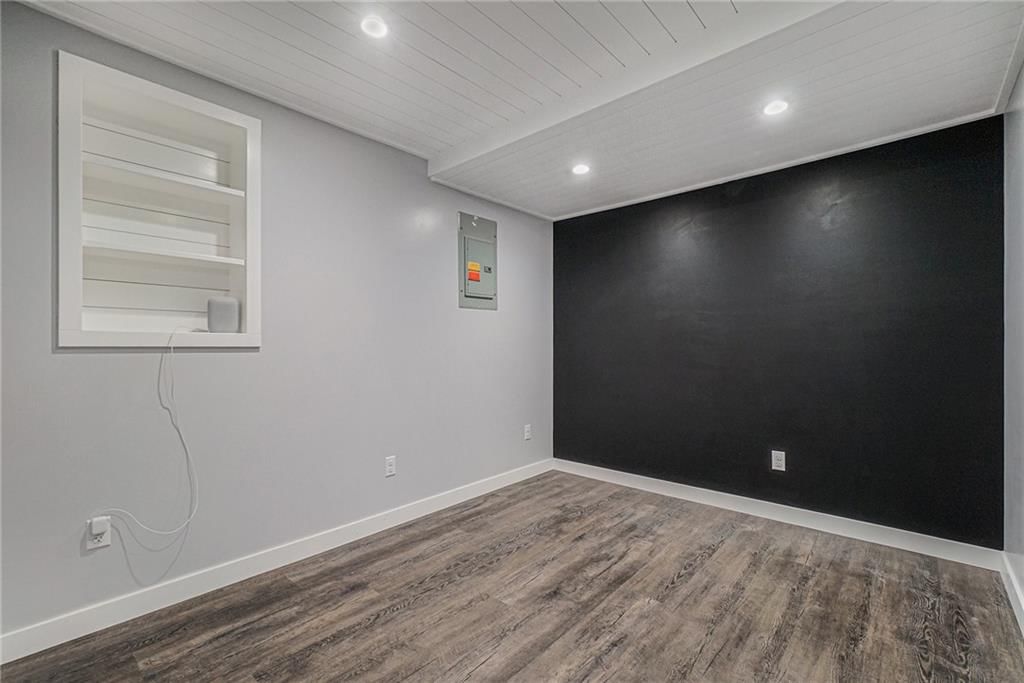 1319 NE Depot Drive — photo 14