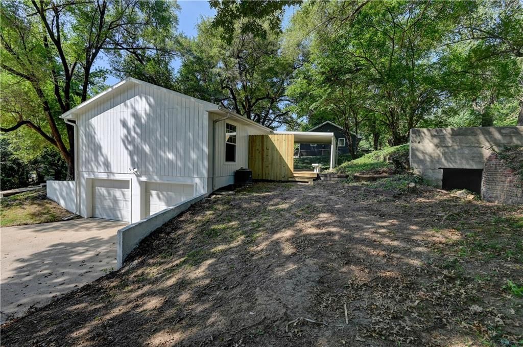 2411 Blackwell Road — photo 44