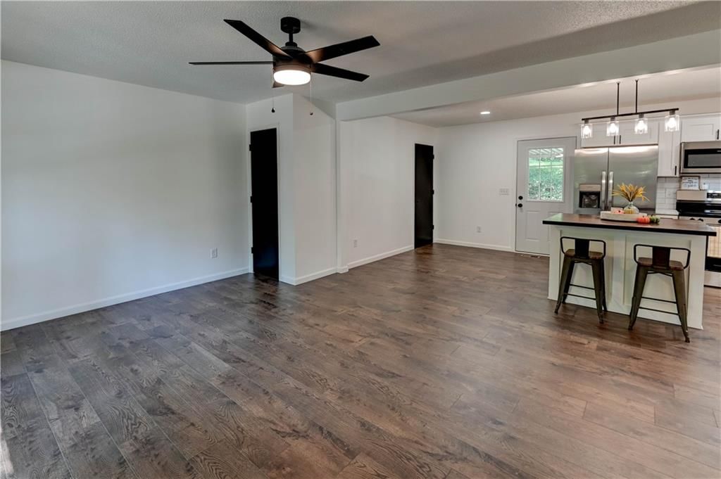 2411 Blackwell Road — photo 9