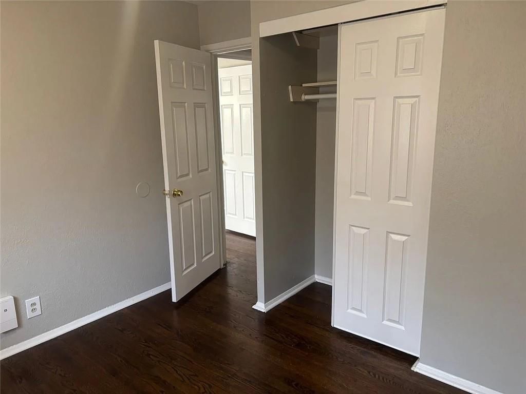 8902 Manchester Avenue — photo 14