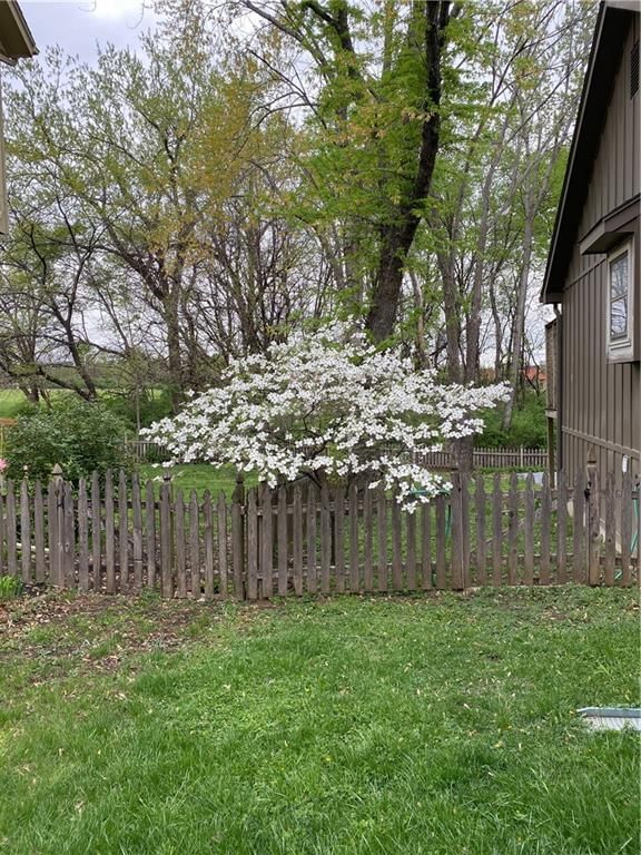 519 N Mesquite Street — photo 36