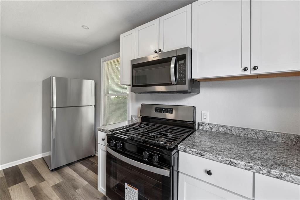 625 N LAKEVIEW Avenue — photo 6