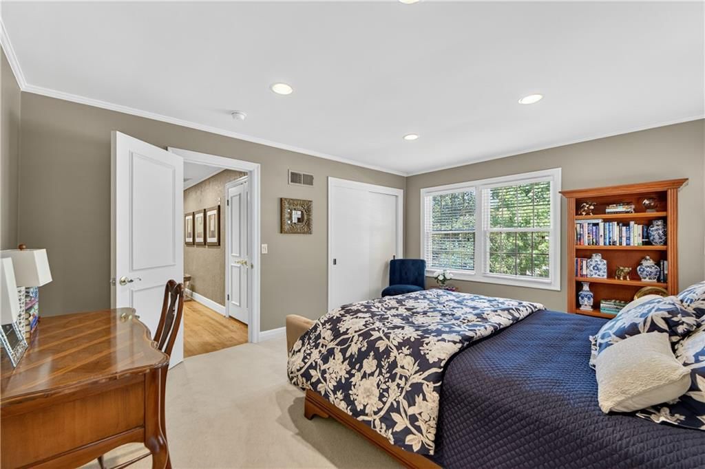 1257 W 63rd Terrace — photo 32