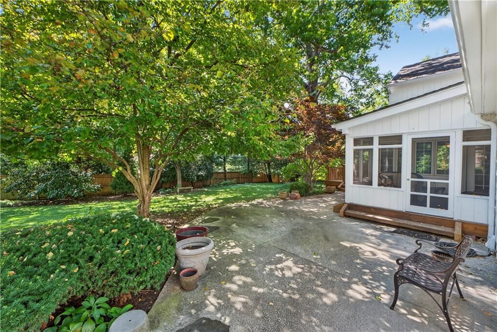 1257 W 63rd Terrace — photo 63
