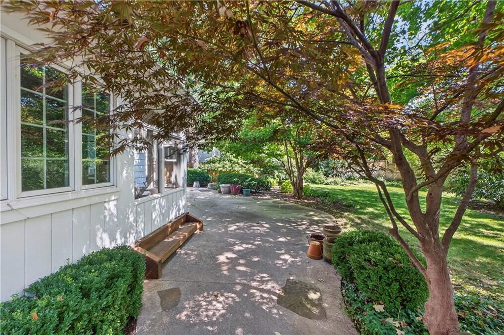 1257 W 63rd Terrace — photo 64