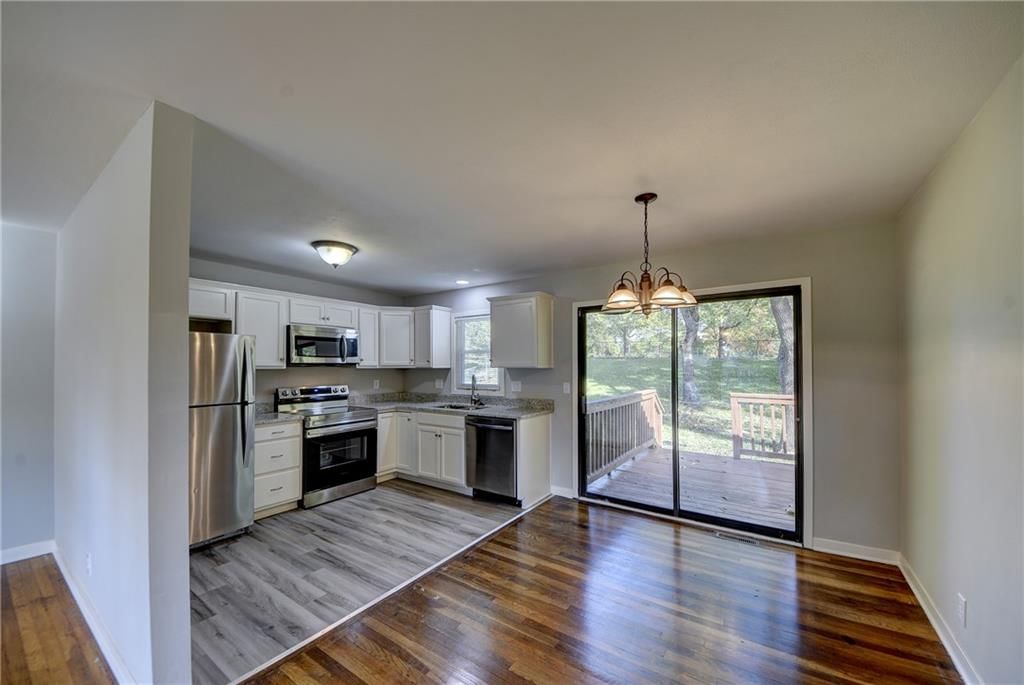6409 N Indiana Avenue — photo 5