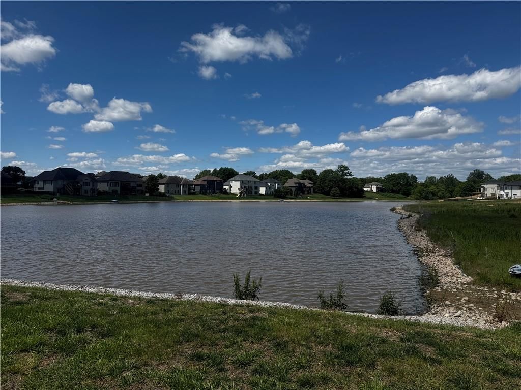 Cayhill Lot 216 Larson Avenue — photo 1