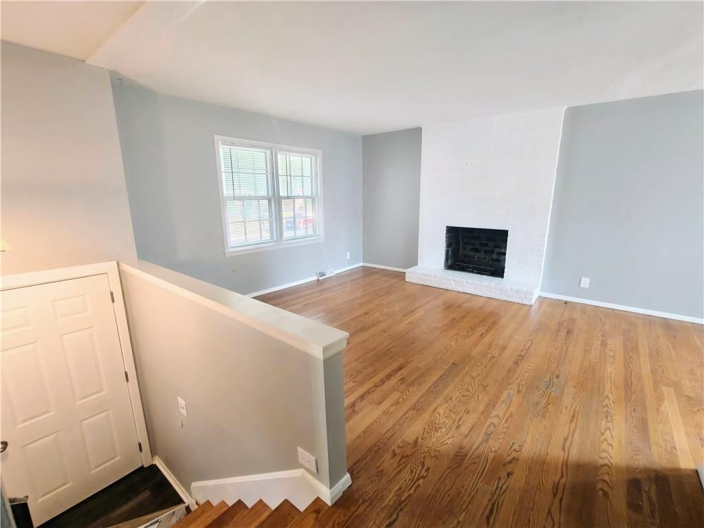 8410 E 92Nd Place — photo 2