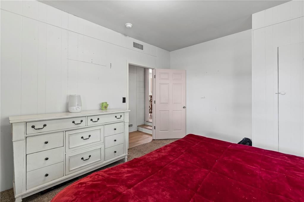 113 N Austin Street — photo 14
