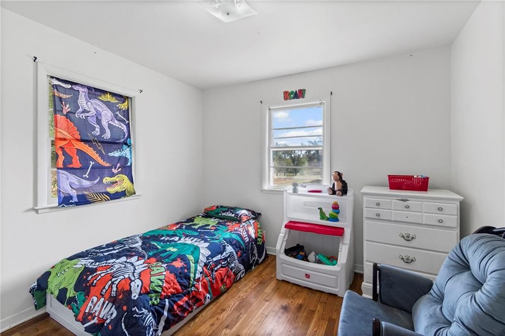 113 N Austin Street — photo 19