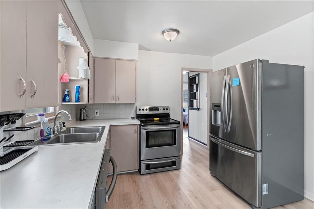 113 N Austin Street — photo 10