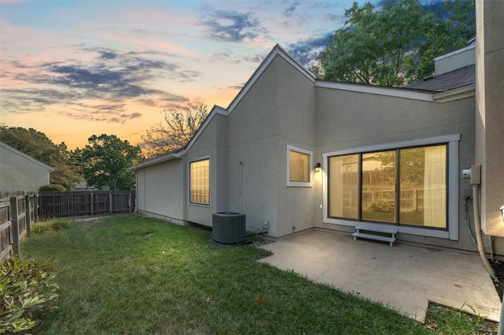 10786 Westgate Road — photo 39