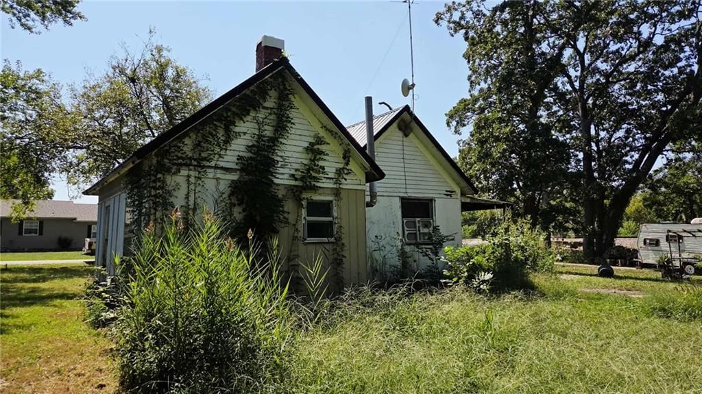 108 Swan Street — photo 4