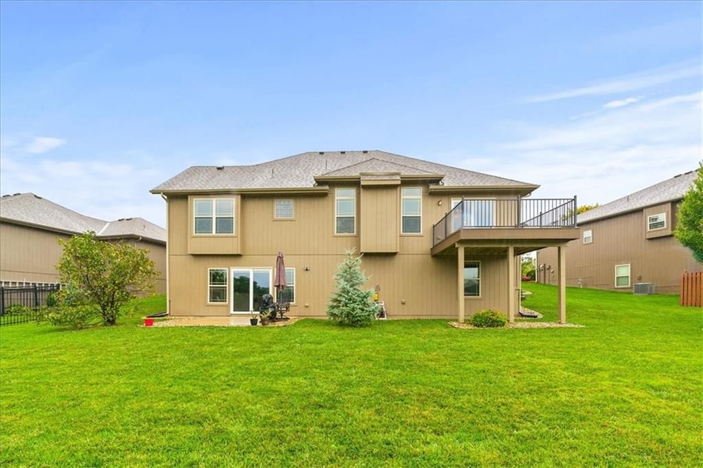 5029 Woodstock Court — photo 32