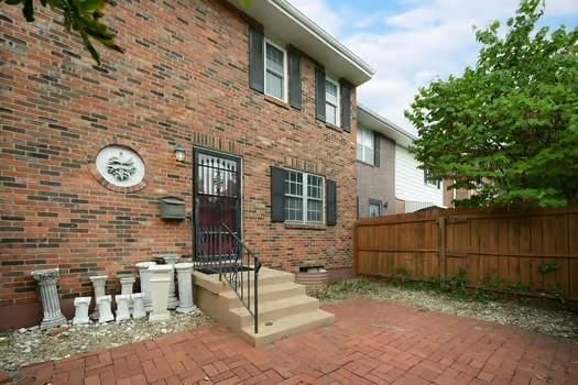 8608 W 84th Street — photo 2