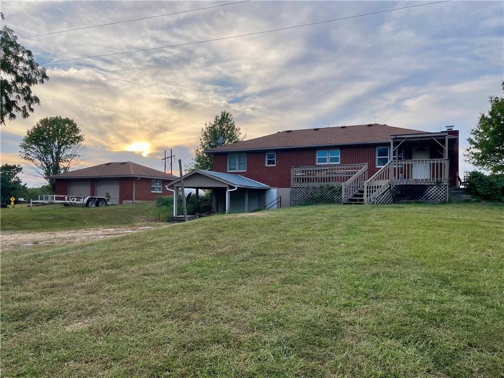 2064 Highway TT Highway — photo 11