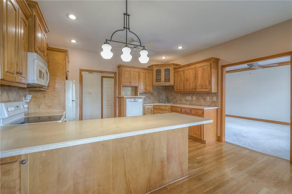 121 Cherokee Lane — photo 14