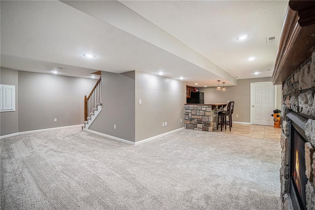 4421 N 121st Terrace — photo 32