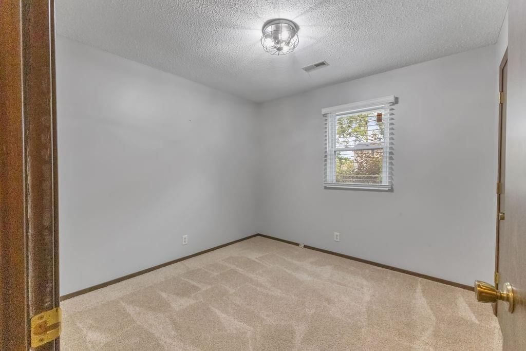 2806 Roma Lane — photo 15