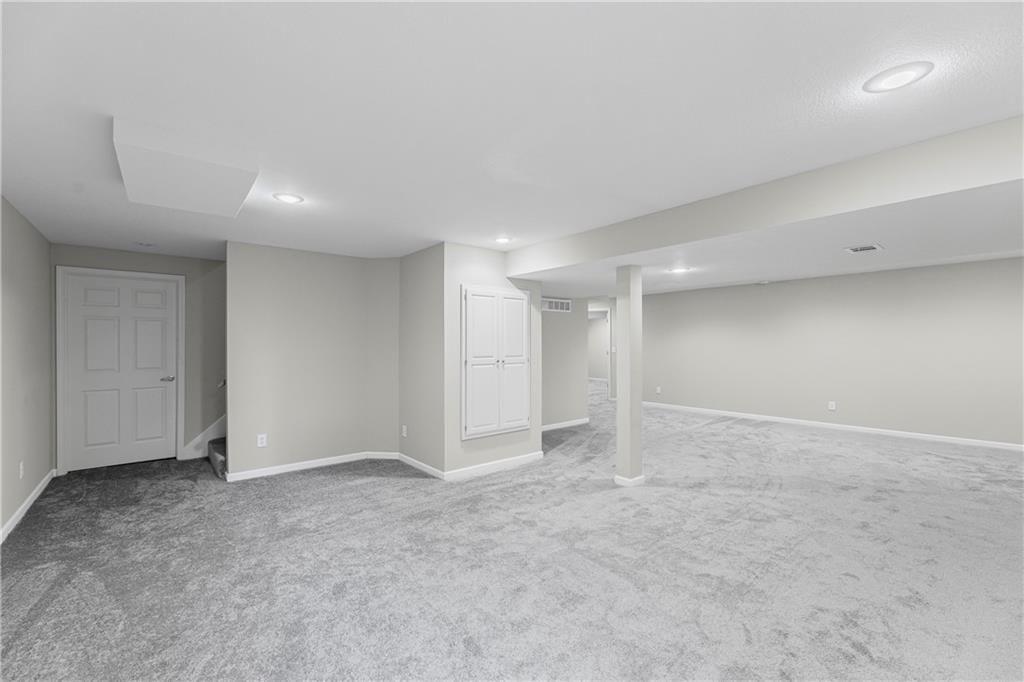 13902 Lowell Avenue — photo 43