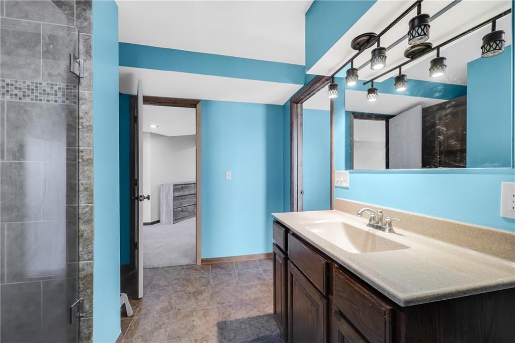 803 SW Brome Drive — photo 31