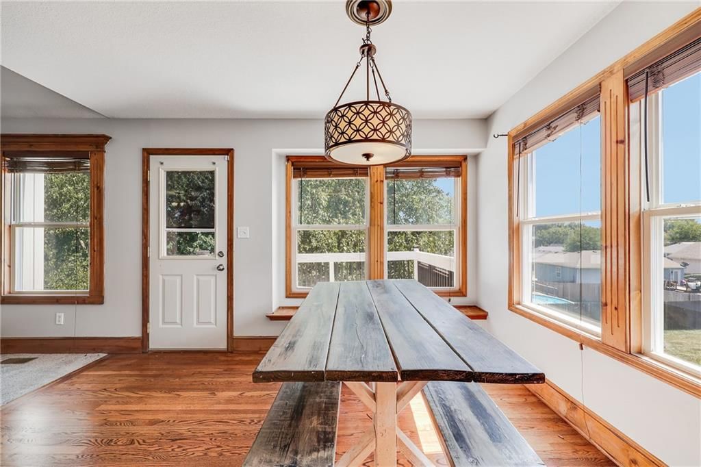 803 SW Brome Drive — photo 8